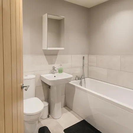 Lägenhet Luxury 2-bed Penthouse In Stunning Views Prime Location *