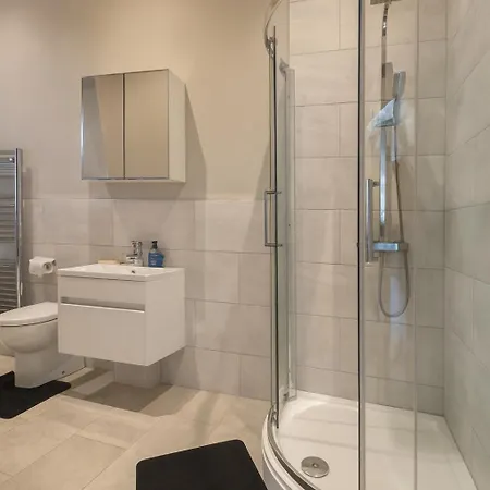 Appartement Luxury 2-bed Penthouse In Stunning Views Prime Location *