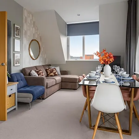 Luxury 2-bed Penthouse In Stunning Views Prime Location * Harrogate