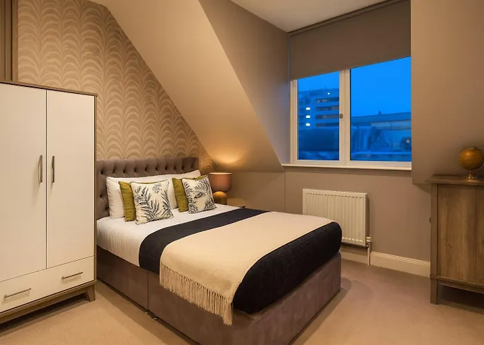 Lägenhet Luxury 2-bed Penthouse In Stunning Views Prime Location *