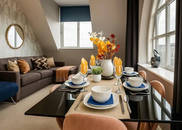 Luxury 2-bed Penthouse In Stunning Views Prime Location Harrogate